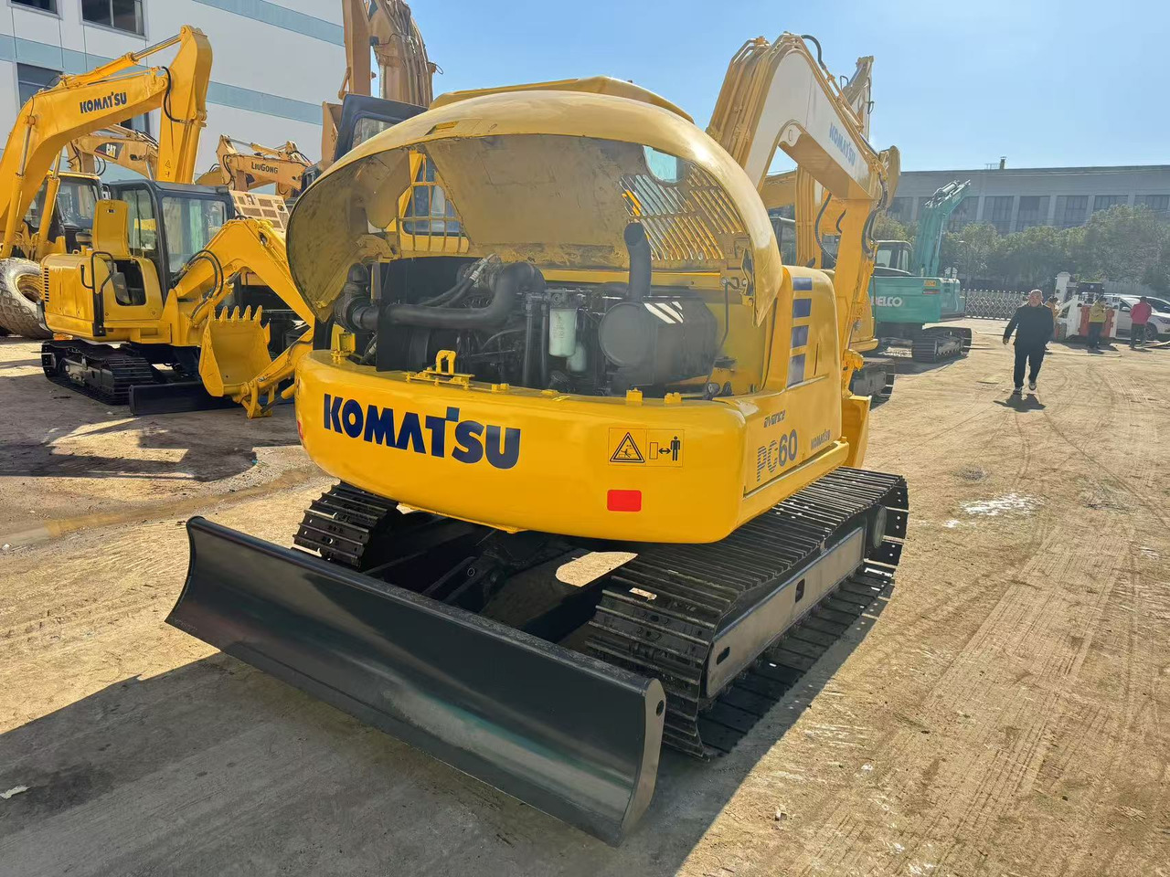 KOMATSU PC60-7 - Bager gusjeničar: slika KOMATSU PC60-7 - Bager gusjeničar KOMATSU PC60-7 - Bager gusjeničar: slika KOMATSU PC60-7 - Bager gusjeničar