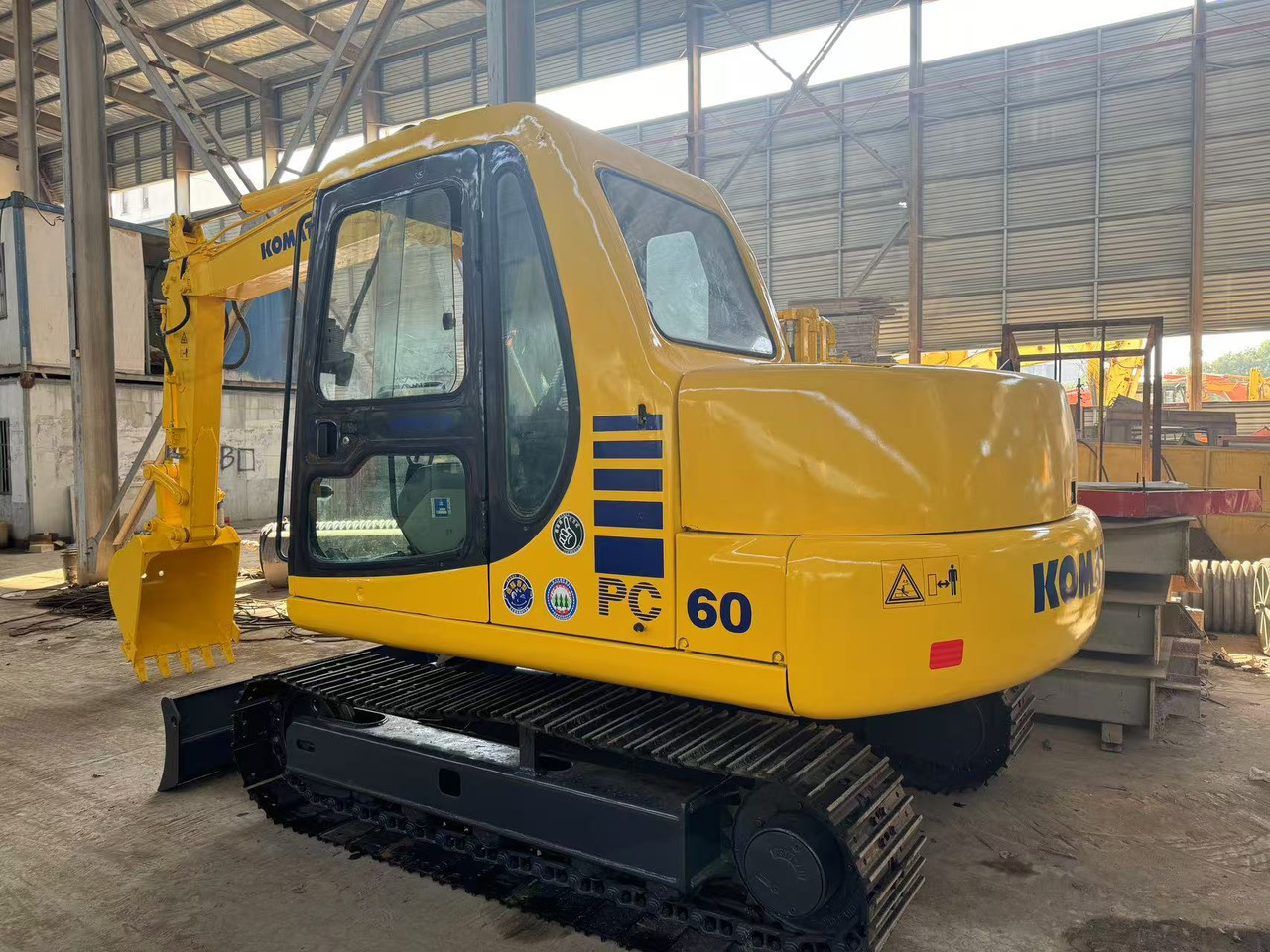 KOMATSU PC60-7 PC60 - Mini bager: slika KOMATSU PC60-7 PC60 - Mini bager KOMATSU PC60-7 PC60 - Mini bager: slika KOMATSU PC60-7 PC60 - Mini bager