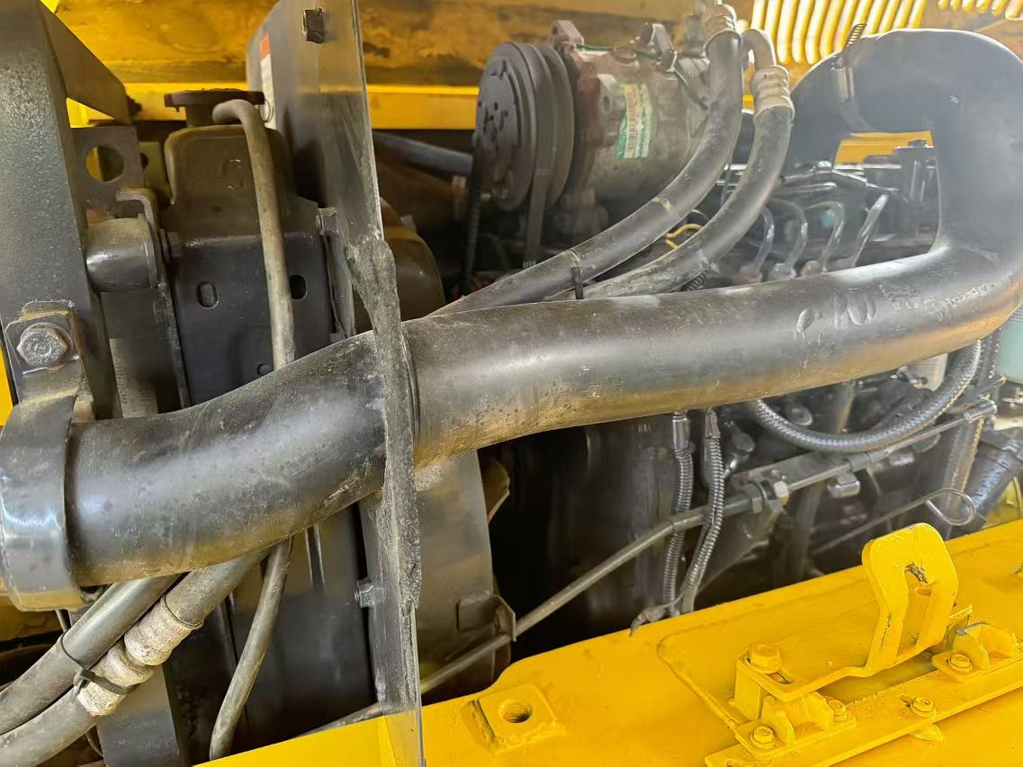 KOMATSU PC60-7 PC60 - Mini bager: slika KOMATSU PC60-7 PC60 - Mini bager KOMATSU PC60-7 PC60 - Mini bager: slika KOMATSU PC60-7 PC60 - Mini bager