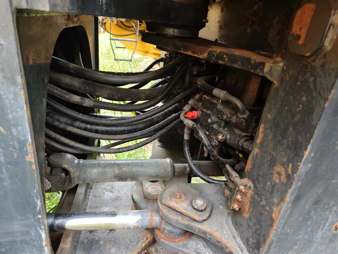 KOMATSU WA380-6 - Utovarivač na kotačima: slika KOMATSU WA380-6 - Utovarivač na kotačima KOMATSU WA380-6 - Utovarivač na kotačima: slika KOMATSU WA380-6 - Utovarivač na kotačima