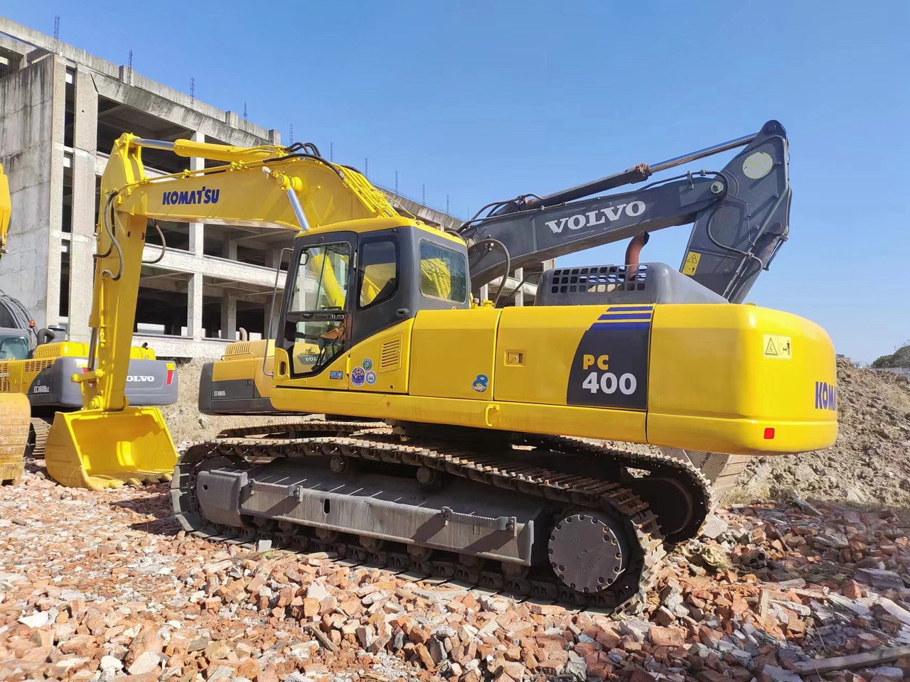 KOMATSU pc400-7 - Bager gusjeničar: slika KOMATSU pc400-7 - Bager gusjeničar KOMATSU pc400-7 - Bager gusjeničar: slika KOMATSU pc400-7 - Bager gusjeničar