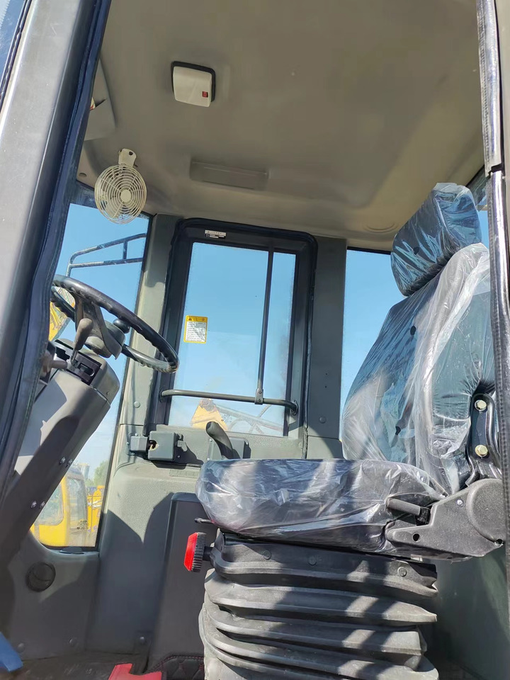 SDLG LG936L 3TON LOADER - Utovarivač na kotačima: slika SDLG LG936L 3TON LOADER - Utovarivač na kotačima SDLG LG936L 3TON LOADER - Utovarivač na kotačima: slika SDLG LG936L 3TON LOADER - Utovarivač na kotačima