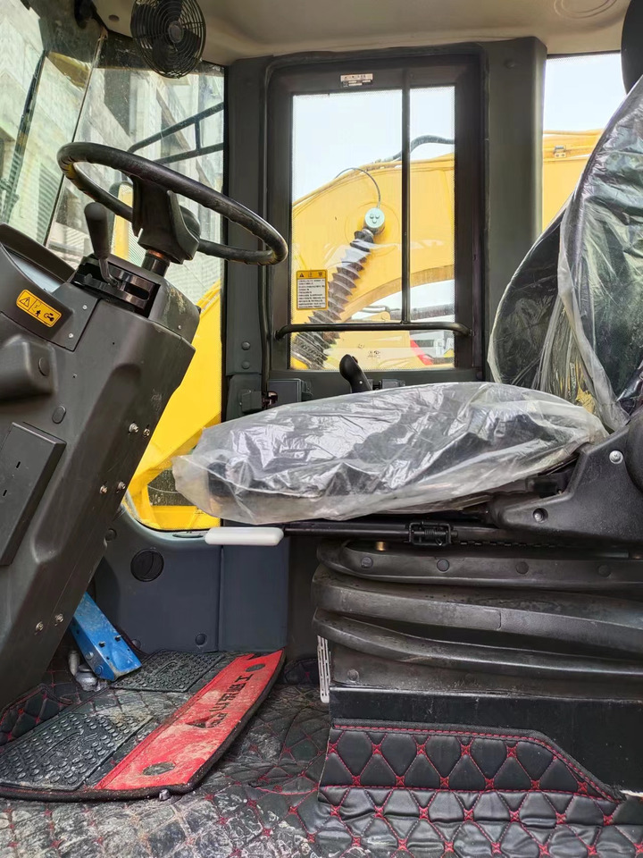 SDLG LG936L - Utovarivač na kotačima: slika SDLG LG936L - Utovarivač na kotačima SDLG LG936L - Utovarivač na kotačima: slika SDLG LG936L - Utovarivač na kotačima