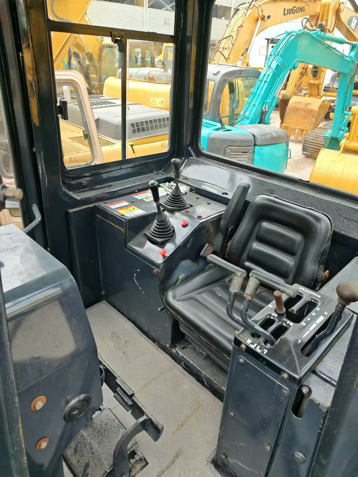 SHANTUI SD22 - Buldožer: slika SHANTUI SD22 - Buldožer SHANTUI SD22 - Buldožer: slika SHANTUI SD22 - Buldožer