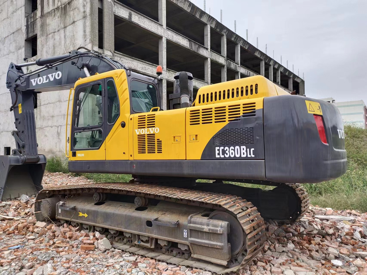 VOLVO EC360 - Bager gusjeničar: slika VOLVO EC360 - Bager gusjeničar VOLVO EC360 - Bager gusjeničar: slika VOLVO EC360 - Bager gusjeničar