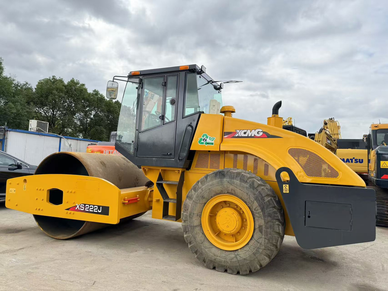 XCMG XS222J - Kompaktor: slika XCMG XS222J - Kompaktor XCMG XS222J - Kompaktor: slika XCMG XS222J - Kompaktor