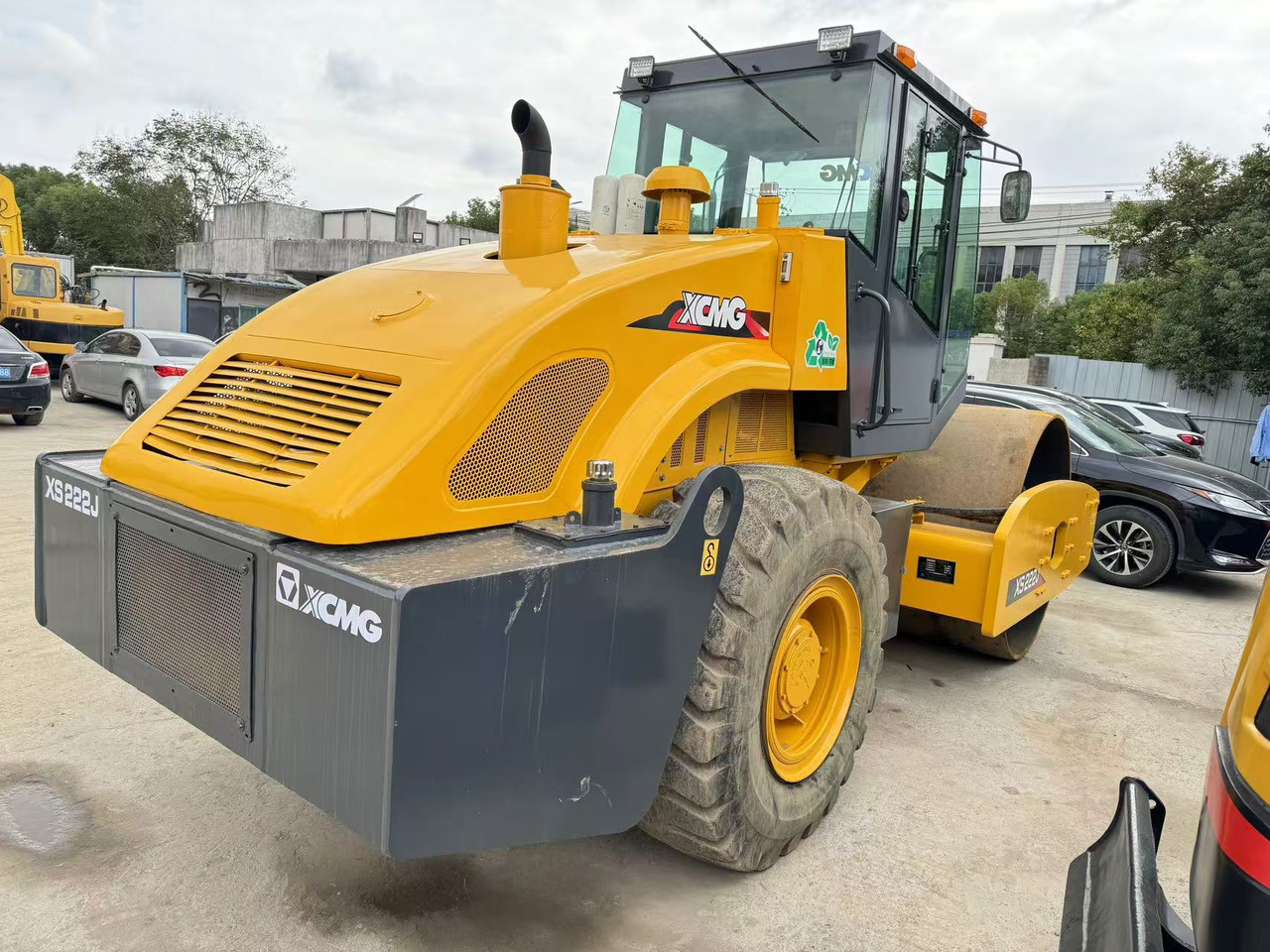 XCMG XS222J - Kompaktor: slika XCMG XS222J - Kompaktor XCMG XS222J - Kompaktor: slika XCMG XS222J - Kompaktor