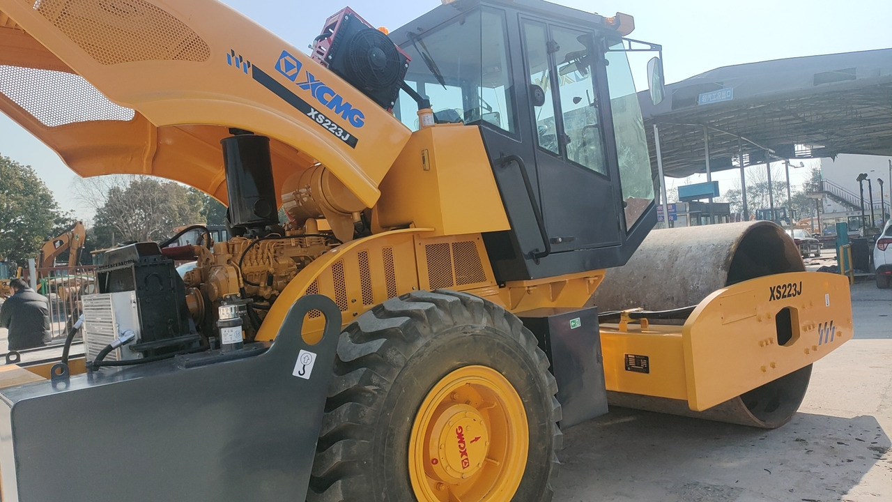 XCMG XS223J - Cestovni valjak: slika XCMG XS223J - Cestovni valjak XCMG XS223J - Cestovni valjak: slika XCMG XS223J - Cestovni valjak