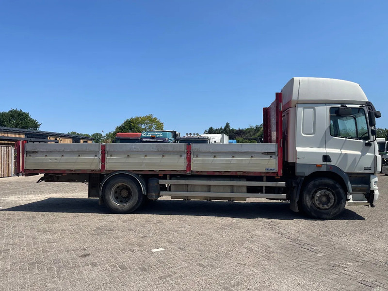 DAF CF 85 FLATBED TRUCK - Kamion s otvorenim sandukom: slika DAF CF 85 FLATBED TRUCK - Kamion s otvorenim sandukom DAF CF 85 FLATBED TRUCK - Kamion s otvorenim sandukom: slika DAF CF 85 FLATBED TRUCK - Kamion s otvorenim sandukom