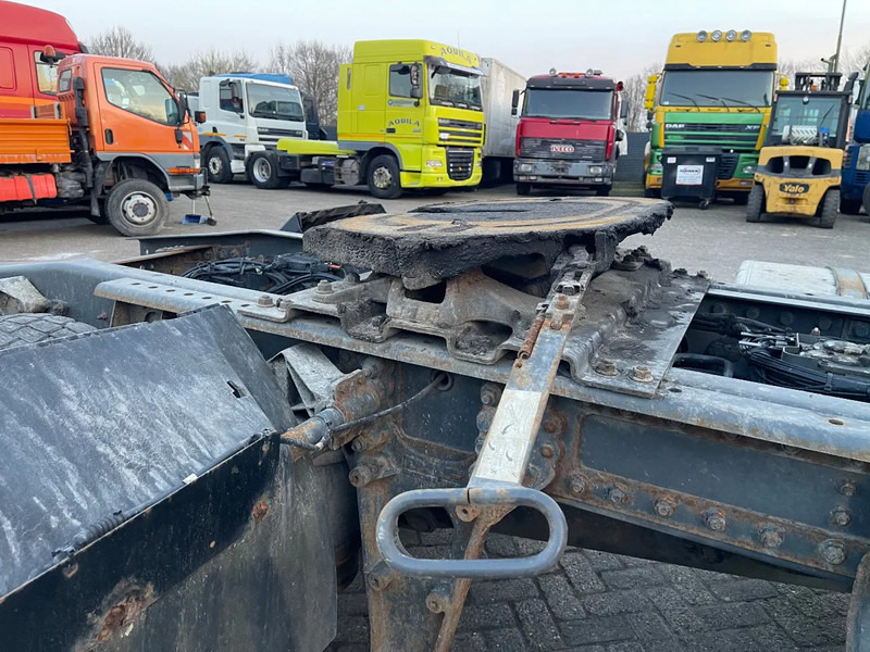 Tegljač DAF CF 85 Tractor unit: slika Tegljač DAF CF 85 Tractor unit