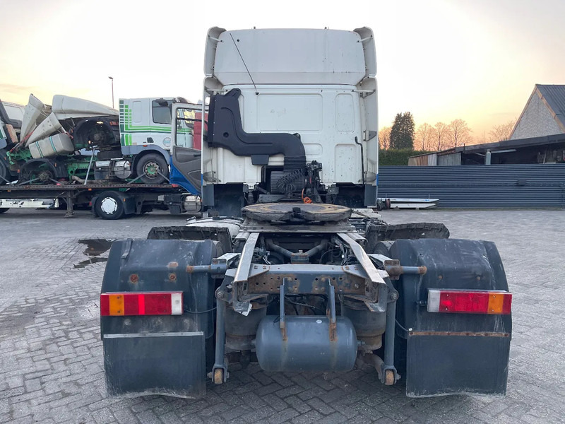 Tegljač DAF CF 85 Tractor unit: slika Tegljač DAF CF 85 Tractor unit
