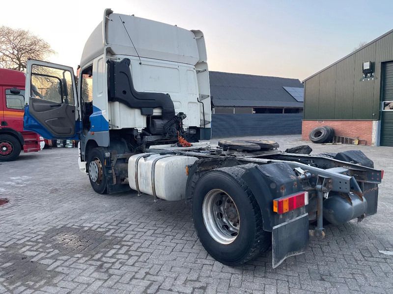 Tegljač DAF CF 85 Tractor unit: slika Tegljač DAF CF 85 Tractor unit