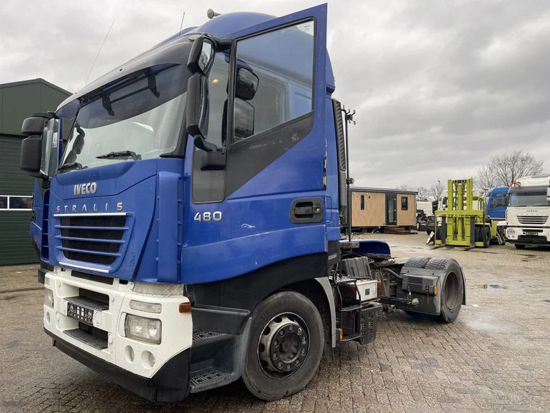 Iveco Stralis 440 Tractor unit - Tegljač: slika Iveco Stralis 440 Tractor unit - Tegljač Iveco Stralis 440 Tractor unit - Tegljač: slika Iveco Stralis 440 Tractor unit - Tegljač