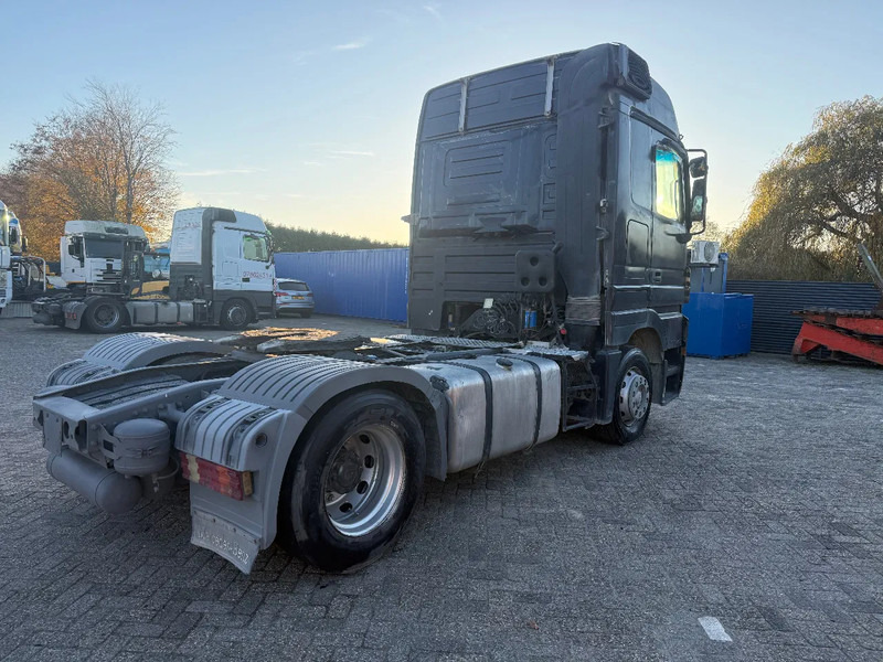 Tegljač Mercedes-Benz Actros 1844 3 pedals: slika Tegljač Mercedes-Benz Actros 1844 3 pedals Tegljač Mercedes-Benz Actros 1844 3 pedals: slika Tegljač Mercedes-Benz Actros 1844 3 pedals