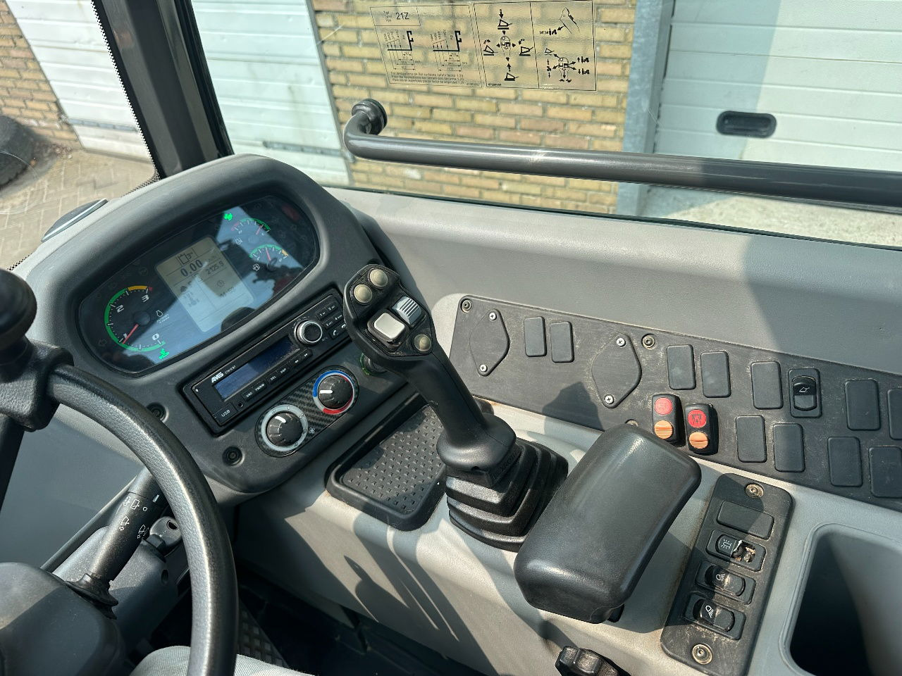 Utovarivač na kotačima Case 21F: slika Utovarivač na kotačima Case 21F