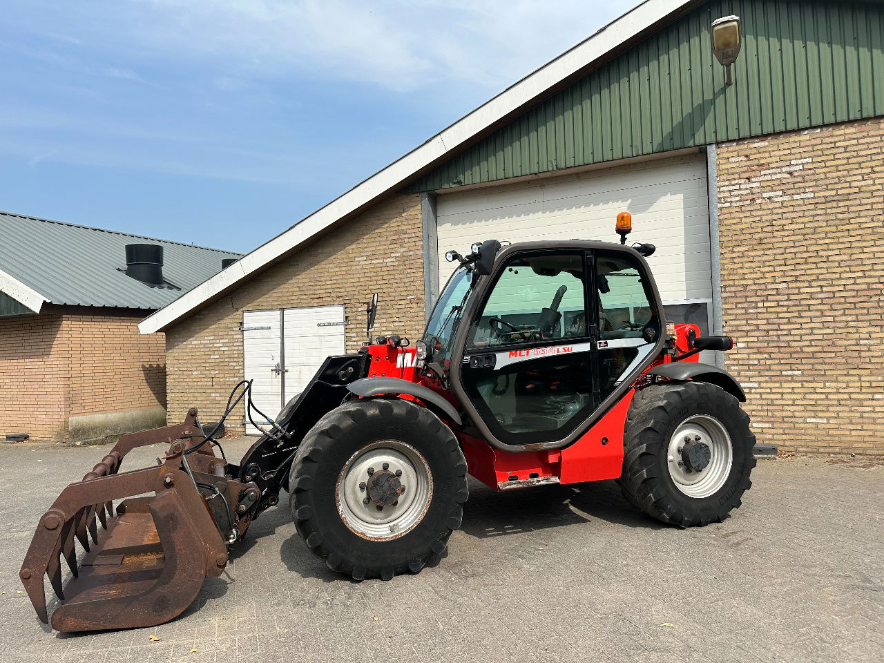 Manitou MLT634 LSU - Teleskopski rukovatelj: slika Manitou MLT634 LSU - Teleskopski rukovatelj Manitou MLT634 LSU - Teleskopski rukovatelj: slika Manitou MLT634 LSU - Teleskopski rukovatelj