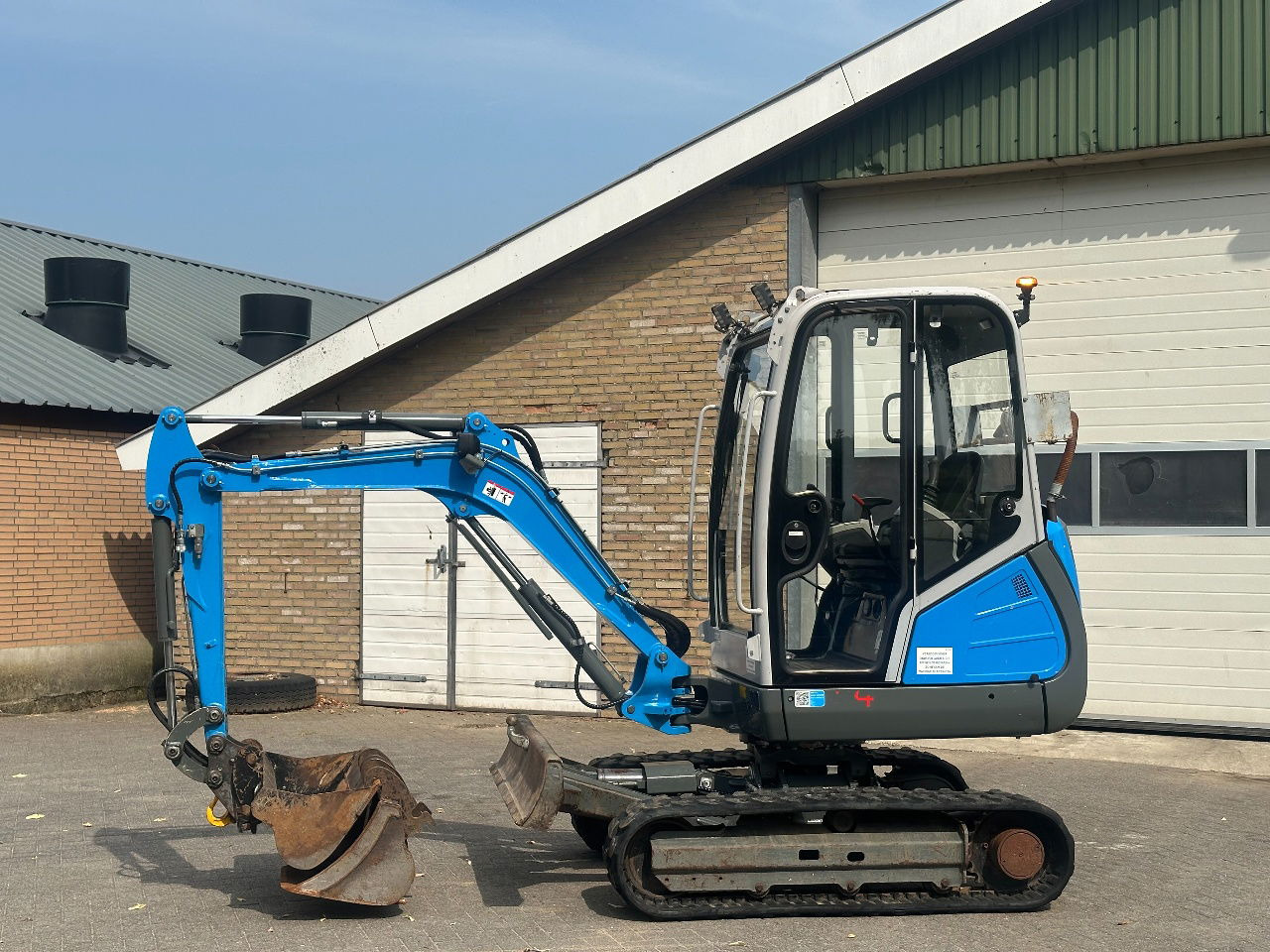 WACKER NEUSON ET24 - Mini bager: slika WACKER NEUSON ET24 - Mini bager WACKER NEUSON ET24 - Mini bager: slika WACKER NEUSON ET24 - Mini bager