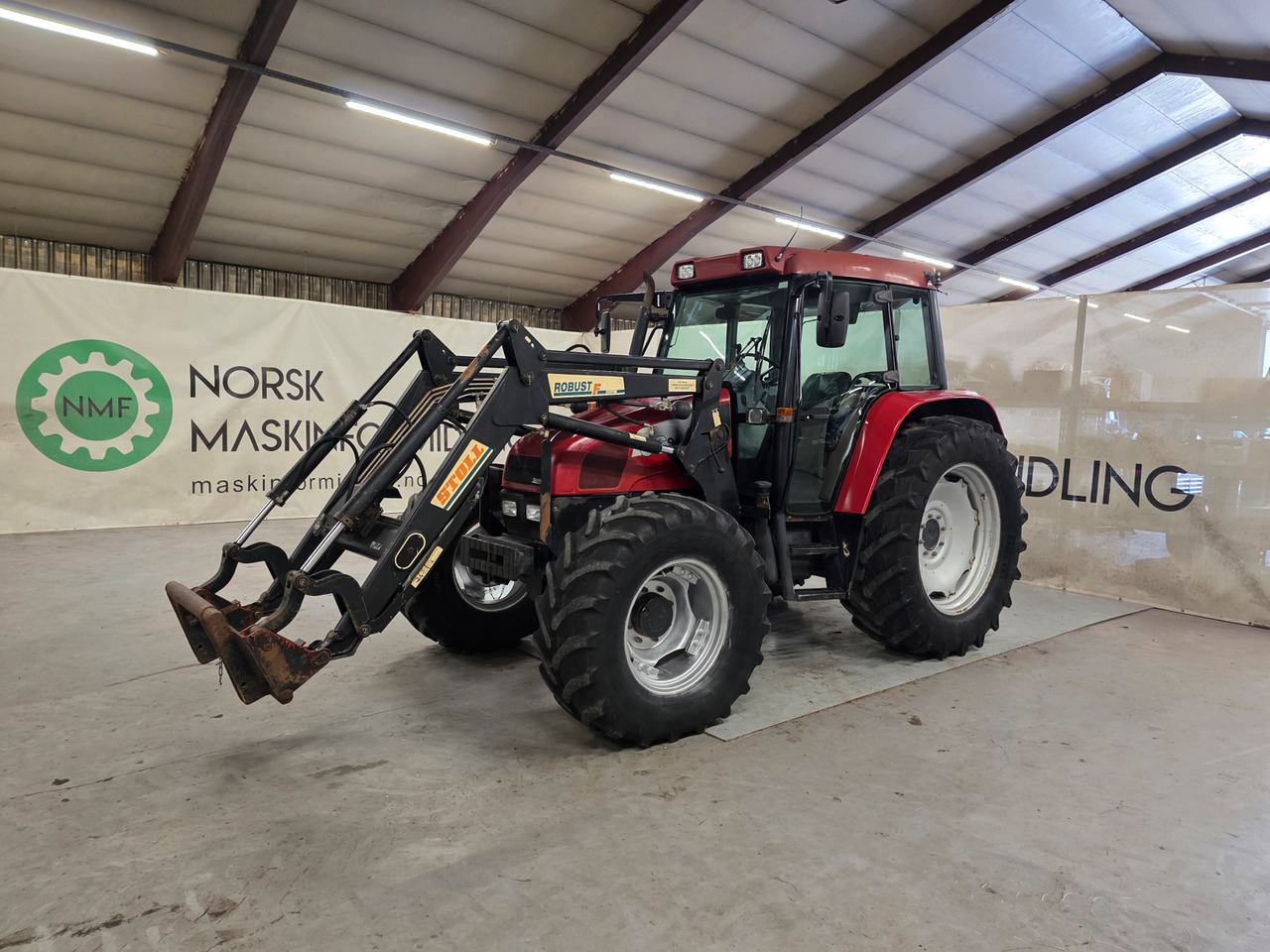 CASE IH CS94 - Traktor: slika CASE IH CS94 - Traktor CASE IH CS94 - Traktor: slika CASE IH CS94 - Traktor