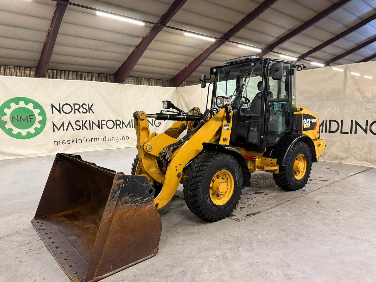 Cat 906M High Flow, 40 km/t med skuff og plog # TIL LEIE# - Utovarivač na kotačima: slika Cat 906M High Flow, 40 km/t med skuff og plog # TIL LEIE# - Utovarivač na kotačima Cat 906M High Flow, 40 km/t med skuff og plog # TIL LEIE# - Utovarivač na kotačima: slika Cat 906M High Flow, 40 km/t med skuff og plog # TIL LEIE# - Utovarivač na kotačima