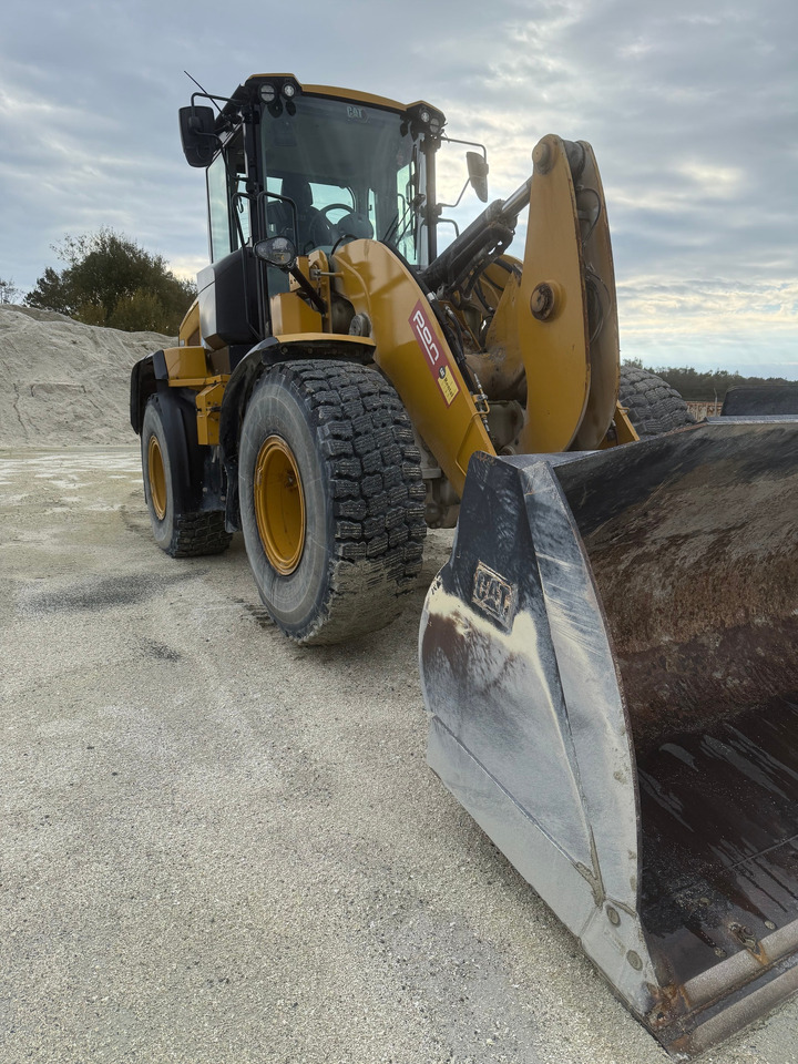 Cat 930M - Utovarivač na kotačima: slika Cat 930M - Utovarivač na kotačima Cat 930M - Utovarivač na kotačima: slika Cat 930M - Utovarivač na kotačima
