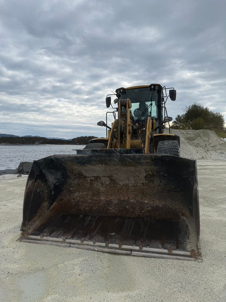 Cat 930M - Utovarivač na kotačima: slika Cat 930M - Utovarivač na kotačima Cat 930M - Utovarivač na kotačima: slika Cat 930M - Utovarivač na kotačima