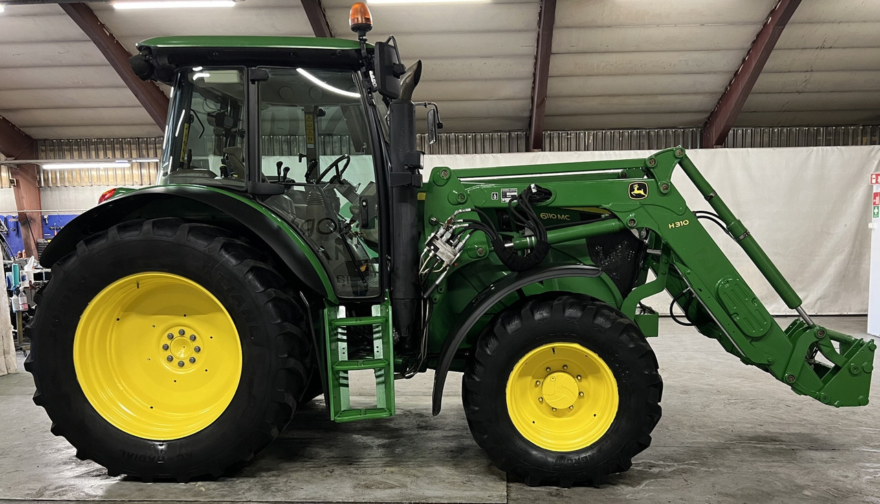 John Deere 6110 MC - Traktor: slika John Deere 6110 MC - Traktor John Deere 6110 MC - Traktor: slika John Deere 6110 MC - Traktor
