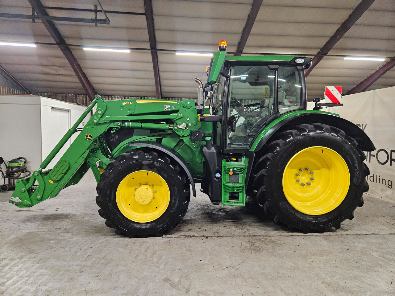 John Deere 6R185 Ultimate #Godt utstyrt og veldig flott traktor - Traktor: slika John Deere 6R185 Ultimate #Godt utstyrt og veldig flott traktor - Traktor John Deere 6R185 Ultimate #Godt utstyrt og veldig flott traktor - Traktor: slika John Deere 6R185 Ultimate #Godt utstyrt og veldig flott traktor - Traktor