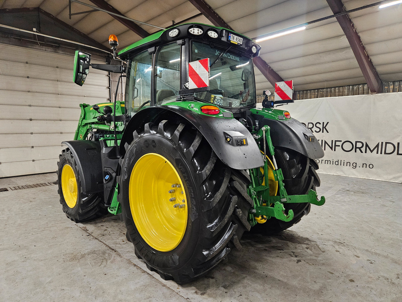 John Deere 6R185 Ultimate #Godt utstyrt og veldig flott traktor - Traktor: slika John Deere 6R185 Ultimate #Godt utstyrt og veldig flott traktor - Traktor John Deere 6R185 Ultimate #Godt utstyrt og veldig flott traktor - Traktor: slika John Deere 6R185 Ultimate #Godt utstyrt og veldig flott traktor - Traktor