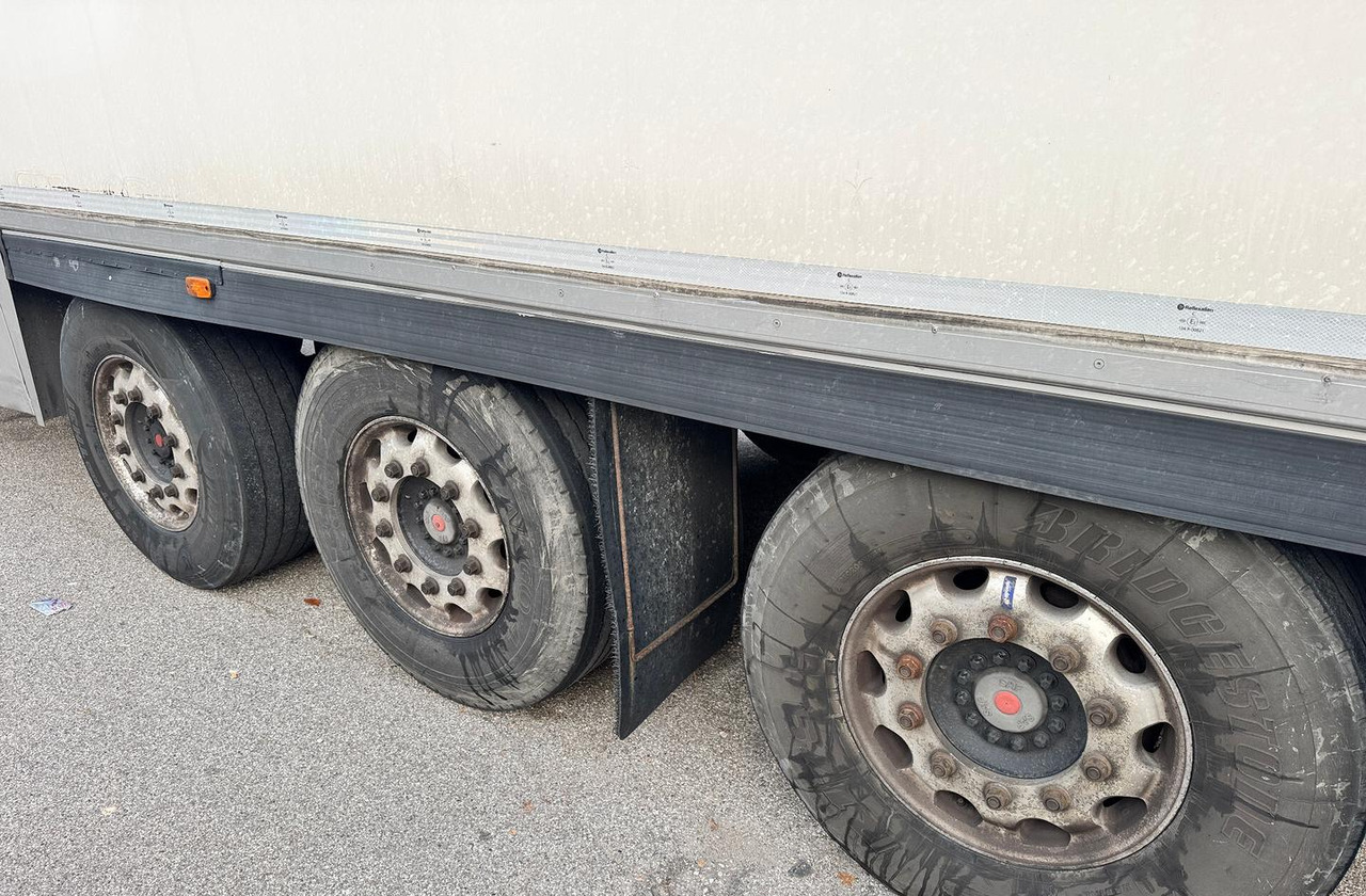 Poluprikolica hladnjača SEMIRIMORCHIO FRIGO CHEREAU: slika Poluprikolica hladnjača SEMIRIMORCHIO FRIGO CHEREAU