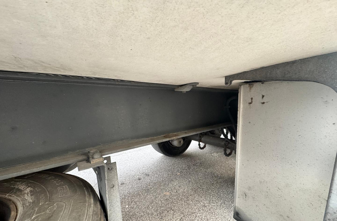 Poluprikolica hladnjača SEMIRIMORCHIO FRIGO CHEREAU: slika Poluprikolica hladnjača SEMIRIMORCHIO FRIGO CHEREAU