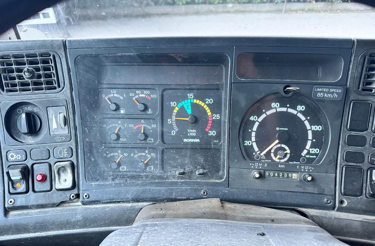 Scania R124/470 Ribaltabile 8X4 - Kiper: slika Scania R124/470 Ribaltabile 8X4 - Kiper Scania R124/470 Ribaltabile 8X4 - Kiper: slika Scania R124/470 Ribaltabile 8X4 - Kiper