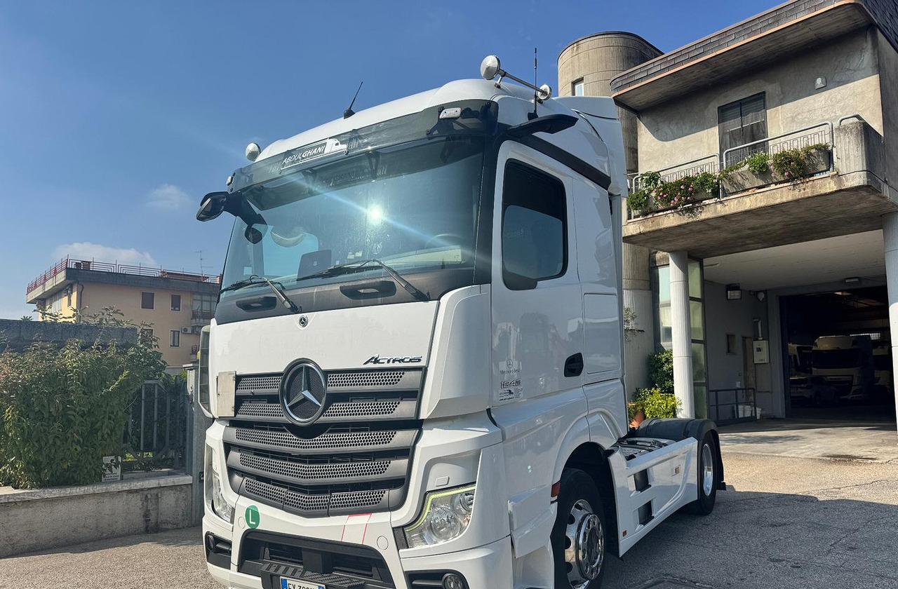 Mercedes Benz Actros 1848 - 2020 - Tegljač: slika Mercedes Benz Actros 1848 - 2020 - Tegljač Mercedes Benz Actros 1848 - 2020 - Tegljač: slika Mercedes Benz Actros 1848 - 2020 - Tegljač