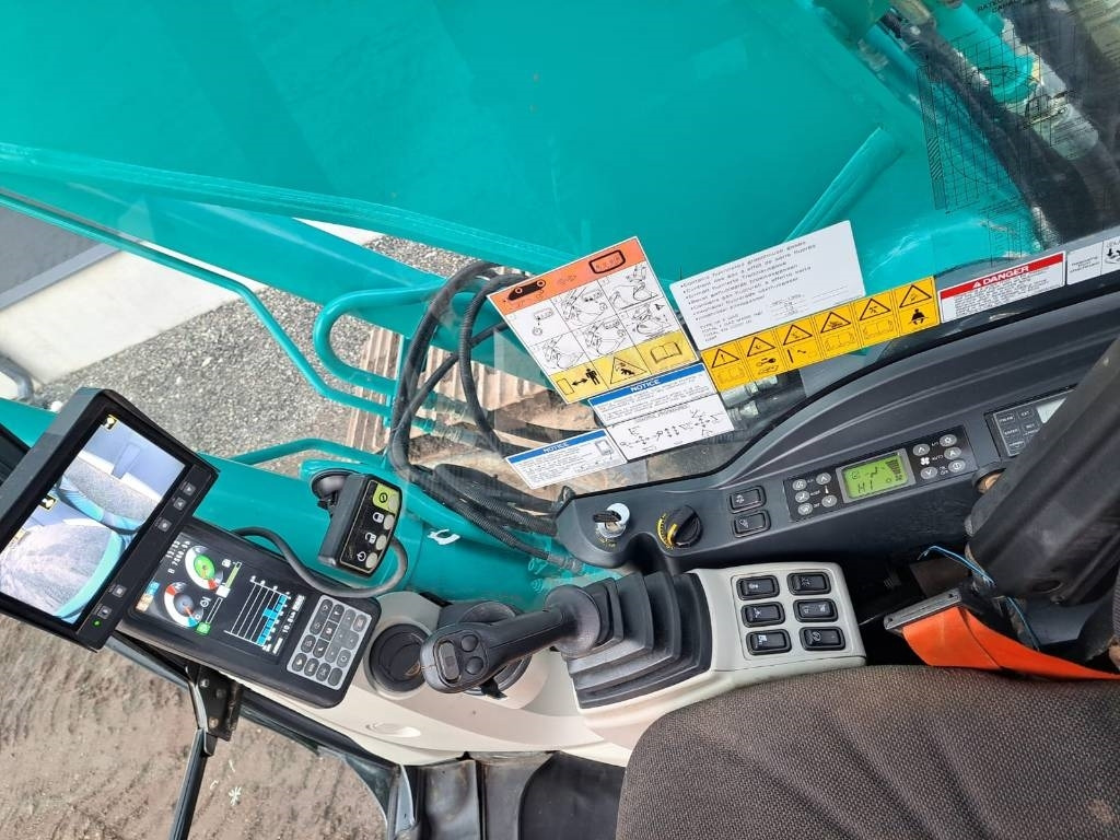 Bager gusjeničar Kobelco SK 210-10: slika Bager gusjeničar Kobelco SK 210-10