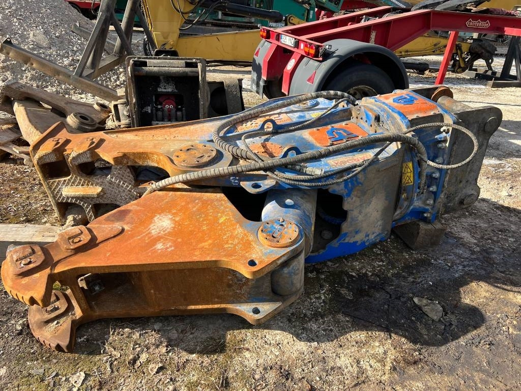 Trevibenne FR38 - Škare za rušenje: slika Trevibenne FR38 - Škare za rušenje Trevibenne FR38 - Škare za rušenje: slika Trevibenne FR38 - Škare za rušenje