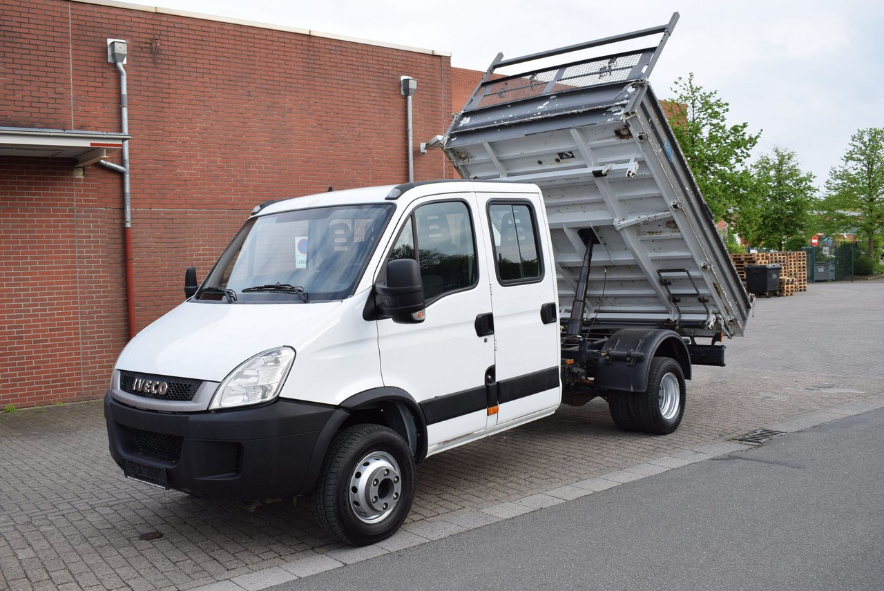 Iveco Daily 70 C17 Meiller Kipper Nutzlast 3100KG - Mali kamion kiper, Dostavno vozilo s dvostrukom kabinom: slika Iveco Daily 70 C17 Meiller Kipper Nutzlast 3100KG - Mali kamion kiper, Dostavno vozilo s dvostrukom kabinom Iveco Daily 70 C17 Meiller Kipper Nutzlast 3100KG - Mali kamion kiper, Dostavno vozilo s dvostrukom kabinom: slika Iveco Daily 70 C17 Meiller Kipper Nutzlast 3100KG - Mali kamion kiper, Dostavno vozilo s dvostrukom kabinom