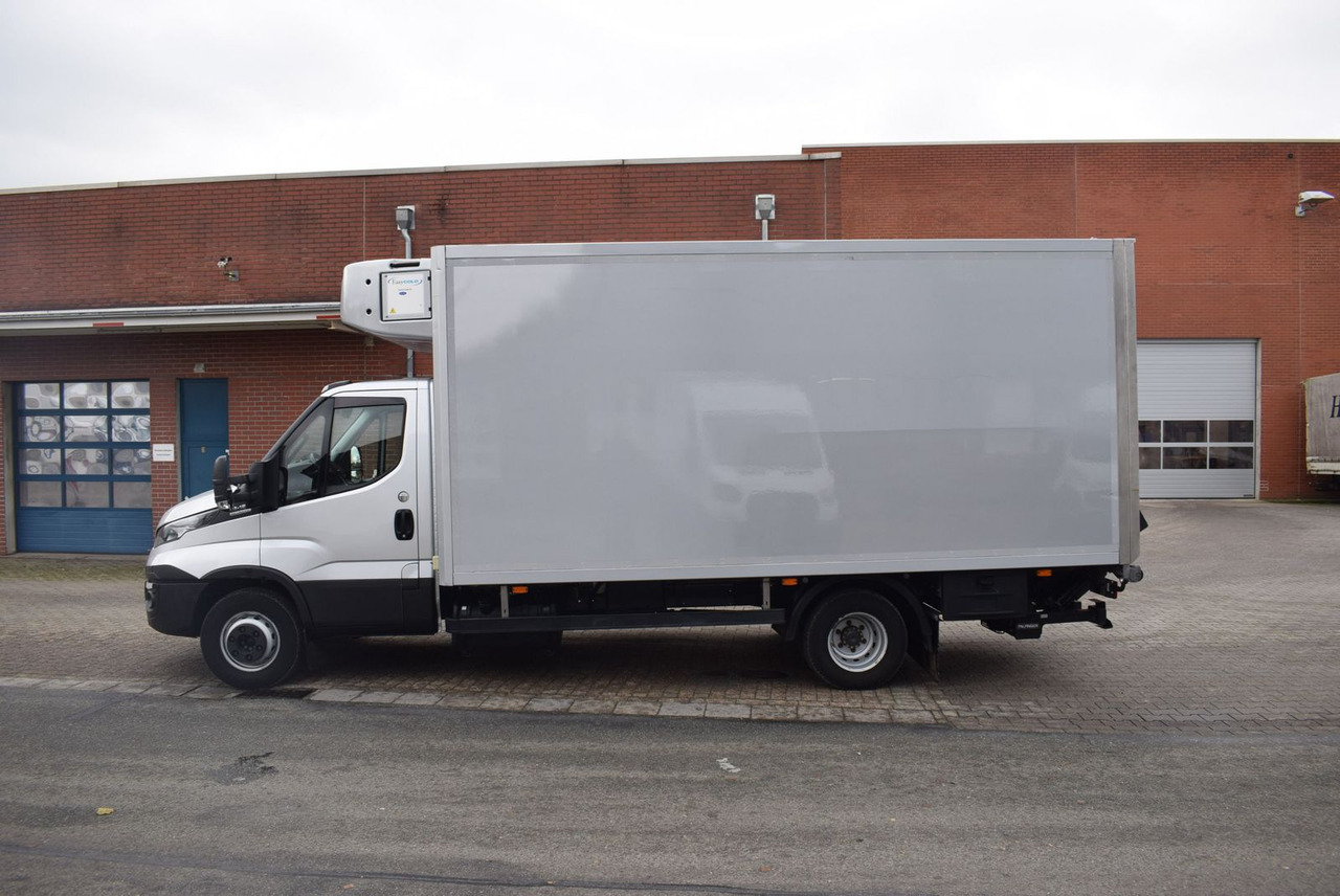 Iveco Daily 72 C18 Supra 850 Tiefkühler 3 Kammer LBW - Dostavno vozilo hladnjača: slika Iveco Daily 72 C18 Supra 850 Tiefkühler 3 Kammer LBW - Dostavno vozilo hladnjača Iveco Daily 72 C18 Supra 850 Tiefkühler 3 Kammer LBW - Dostavno vozilo hladnjača: slika Iveco Daily 72 C18 Supra 850 Tiefkühler 3 Kammer LBW - Dostavno vozilo hladnjača
