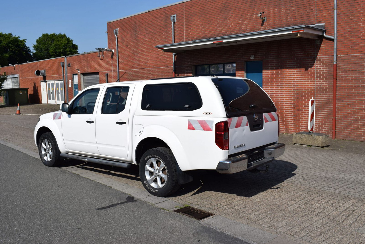 Nissan Navara Double Cab SE 4x4 Automatik Hardtop AHK - SUV: slika Nissan Navara Double Cab SE 4x4 Automatik Hardtop AHK - SUV Nissan Navara Double Cab SE 4x4 Automatik Hardtop AHK - SUV: slika Nissan Navara Double Cab SE 4x4 Automatik Hardtop AHK - SUV
