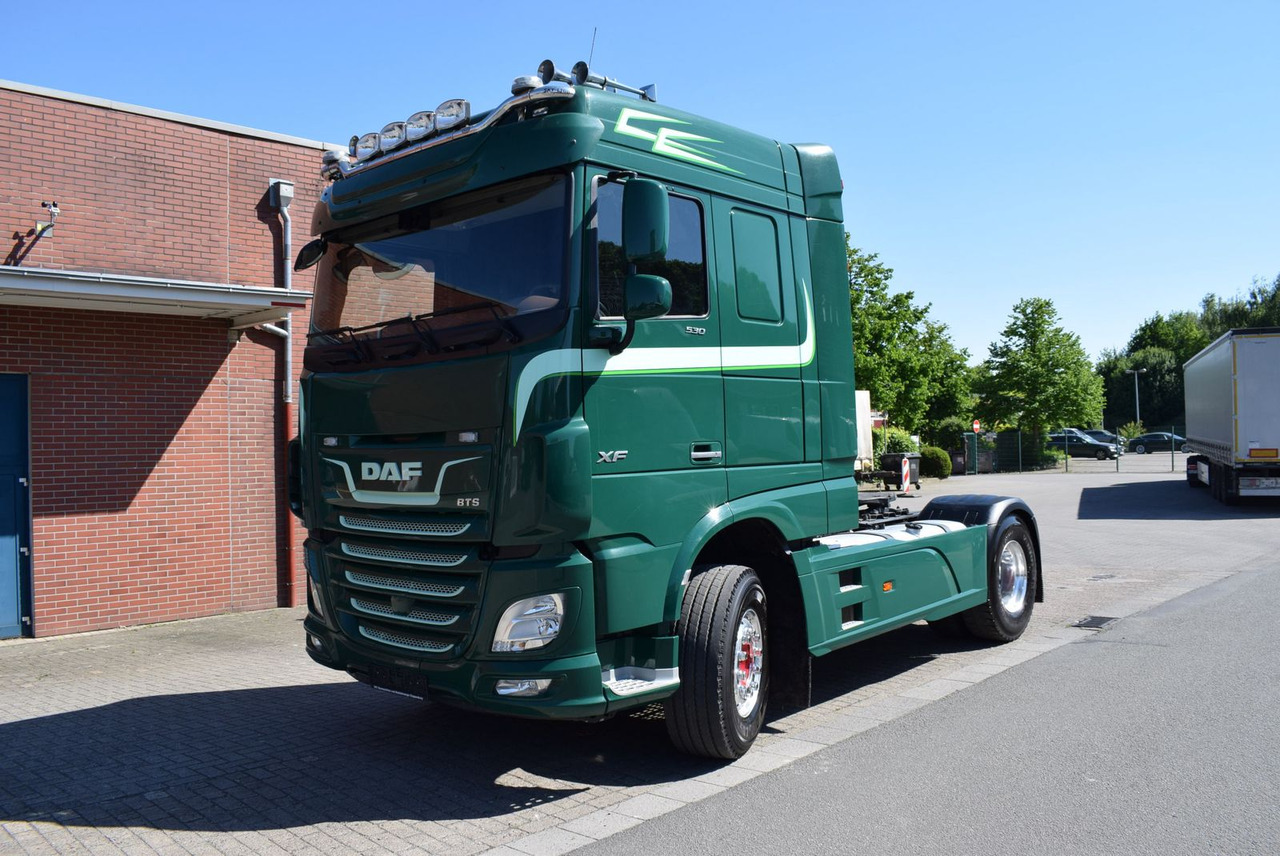 DAF XF 530 FT Retarder Leder Standklima Hydraulik - Tegljač: slika DAF XF 530 FT Retarder Leder Standklima Hydraulik - Tegljač DAF XF 530 FT Retarder Leder Standklima Hydraulik - Tegljač: slika DAF XF 530 FT Retarder Leder Standklima Hydraulik - Tegljač