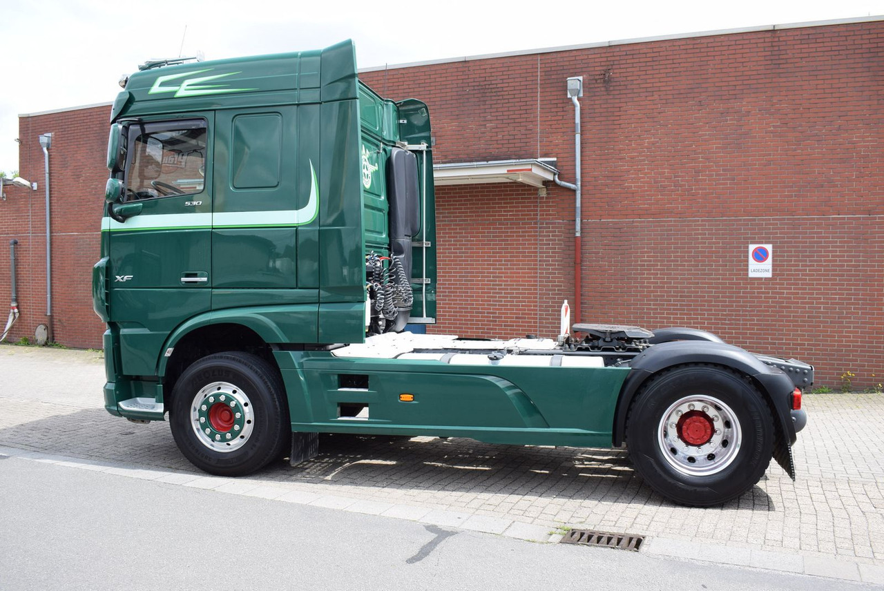 DAF XF 530 FT Retarder Leder Standklima Hydraulik - Tegljač: slika DAF XF 530 FT Retarder Leder Standklima Hydraulik - Tegljač DAF XF 530 FT Retarder Leder Standklima Hydraulik - Tegljač: slika DAF XF 530 FT Retarder Leder Standklima Hydraulik - Tegljač