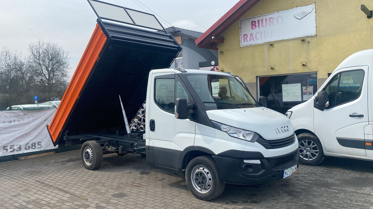 IVECO DAILY 35S13 WYWROTKA KIPER Z NAJAZDAMI NR 842 - Mali kamion kiper: slika IVECO DAILY 35S13 WYWROTKA KIPER Z NAJAZDAMI NR 842 - Mali kamion kiper IVECO DAILY 35S13 WYWROTKA KIPER Z NAJAZDAMI NR 842 - Mali kamion kiper: slika IVECO DAILY 35S13 WYWROTKA KIPER Z NAJAZDAMI NR 842 - Mali kamion kiper