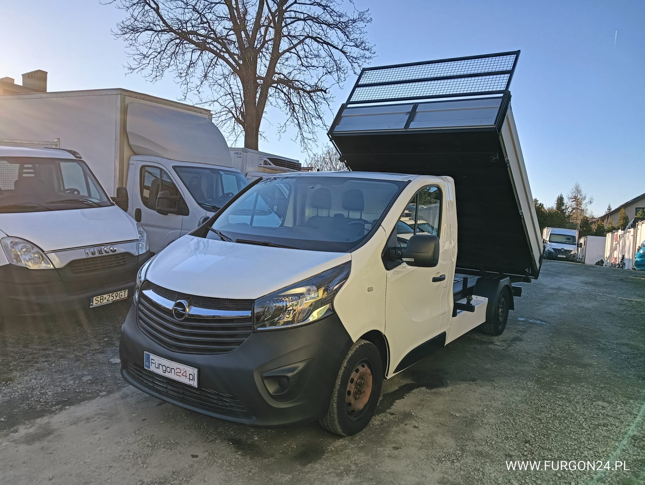 OPEL VIVARO WYWROTKA KIPER Z NAJAZDAMI NR 632 - Mali kamion kiper: slika OPEL VIVARO WYWROTKA KIPER Z NAJAZDAMI NR 632 - Mali kamion kiper OPEL VIVARO WYWROTKA KIPER Z NAJAZDAMI NR 632 - Mali kamion kiper: slika OPEL VIVARO WYWROTKA KIPER Z NAJAZDAMI NR 632 - Mali kamion kiper