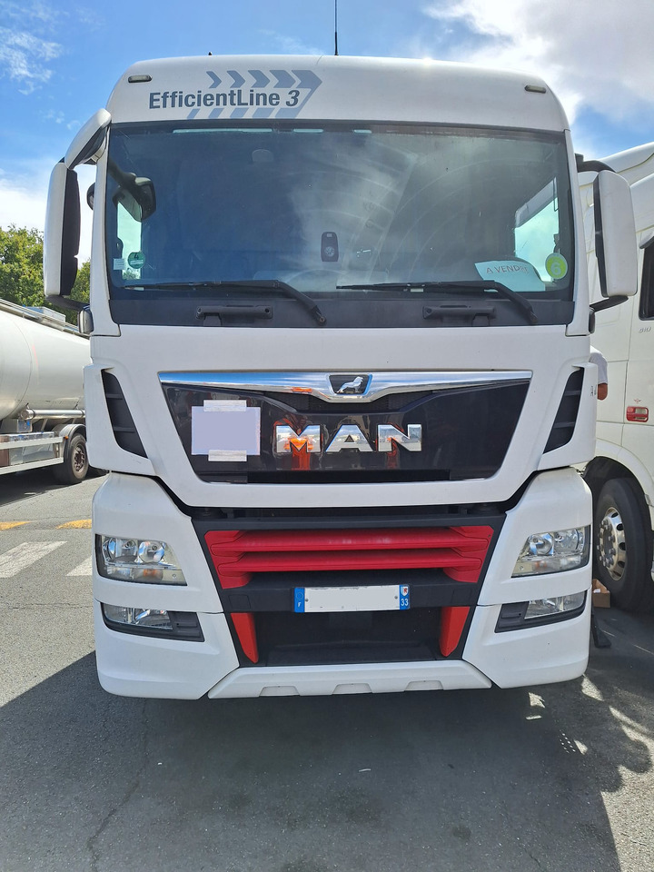 MAN TGX 18.460 - Tegljač: slika MAN TGX 18.460 - Tegljač MAN TGX 18.460 - Tegljač: slika MAN TGX 18.460 - Tegljač