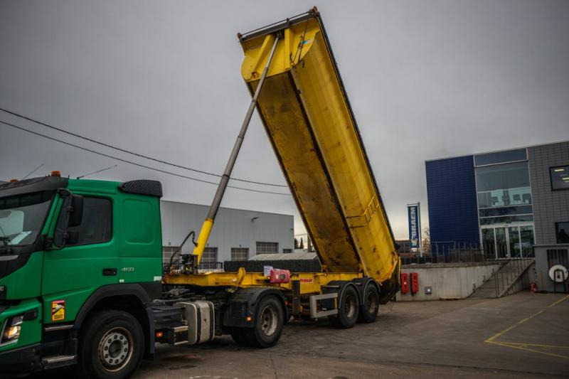 Fruehauf BENNE ENROCHEMENT - Kiper poluprikolica: slika Fruehauf BENNE ENROCHEMENT - Kiper poluprikolica Fruehauf BENNE ENROCHEMENT - Kiper poluprikolica: slika Fruehauf BENNE ENROCHEMENT - Kiper poluprikolica