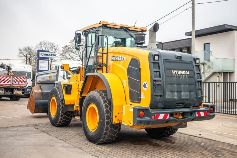 Hyundai HL955XT - Utovarivač na kotačima: slika Hyundai HL955XT - Utovarivač na kotačima Hyundai HL955XT - Utovarivač na kotačima: slika Hyundai HL955XT - Utovarivač na kotačima