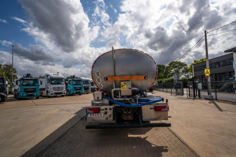 MAN TGS 26.460 BL 6X4-4H+ETA 15000L +LAIT/MELK/MILCH - Kamion cisterna: slika MAN TGS 26.460 BL 6X4-4H+ETA 15000L +LAIT/MELK/MILCH - Kamion cisterna MAN TGS 26.460 BL 6X4-4H+ETA 15000L +LAIT/MELK/MILCH - Kamion cisterna: slika MAN TGS 26.460 BL 6X4-4H+ETA 15000L +LAIT/MELK/MILCH - Kamion cisterna