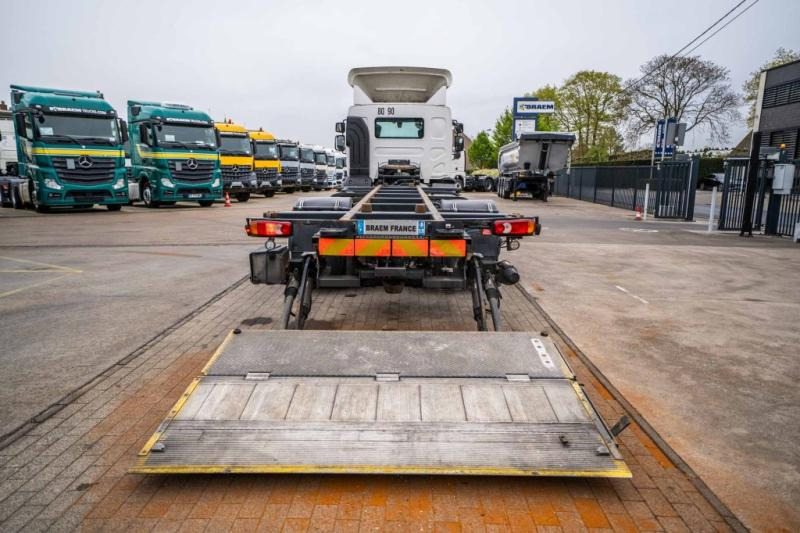 Zakup Renault D WIDE 380 DXI+DHOLLANDIA 1.5 T Renault D WIDE 380 DXI+DHOLLANDIA 1.5 T: slika Zakup Renault D WIDE 380 DXI+DHOLLANDIA 1.5 T Renault D WIDE 380 DXI+DHOLLANDIA 1.5 T
