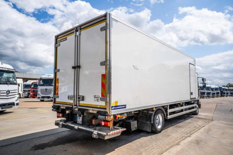 Renault MIDLUM 220 DXI (16t)+CARRIER+DHOLLANDIA +CARRIER - Kamion hladnjača: slika Renault MIDLUM 220 DXI (16t)+CARRIER+DHOLLANDIA +CARRIER - Kamion hladnjača Renault MIDLUM 220 DXI (16t)+CARRIER+DHOLLANDIA +CARRIER - Kamion hladnjača: slika Renault MIDLUM 220 DXI (16t)+CARRIER+DHOLLANDIA +CARRIER - Kamion hladnjača