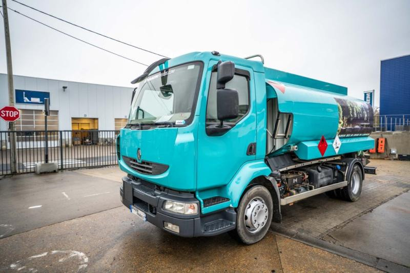 Renault MIDLUM 270 DXI + MAGYAR ALU 11000L+5COMP. - Kamion cisterna: slika Renault MIDLUM 270 DXI + MAGYAR ALU 11000L+5COMP. - Kamion cisterna Renault MIDLUM 270 DXI + MAGYAR ALU 11000L+5COMP. - Kamion cisterna: slika Renault MIDLUM 270 DXI + MAGYAR ALU 11000L+5COMP. - Kamion cisterna