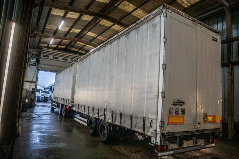 Renault PREMIUM 430DXI-6X2-(+remorque=3.500€) - Kamion s ceradom: slika Renault PREMIUM 430DXI-6X2-(+remorque=3.500€) - Kamion s ceradom Renault PREMIUM 430DXI-6X2-(+remorque=3.500€) - Kamion s ceradom: slika Renault PREMIUM 430DXI-6X2-(+remorque=3.500€) - Kamion s ceradom