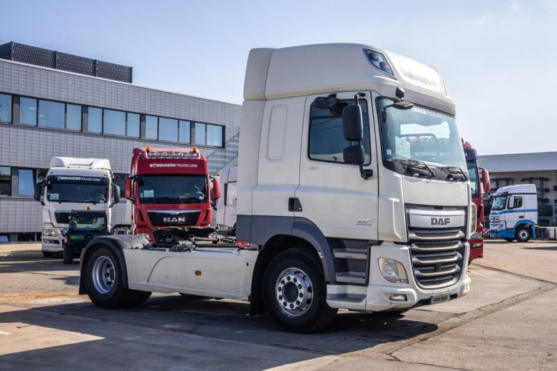 DAF CF 85.460+INTARDER+COMPRESSEUR - Tegljač: slika DAF CF 85.460+INTARDER+COMPRESSEUR - Tegljač DAF CF 85.460+INTARDER+COMPRESSEUR - Tegljač: slika DAF CF 85.460+INTARDER+COMPRESSEUR - Tegljač